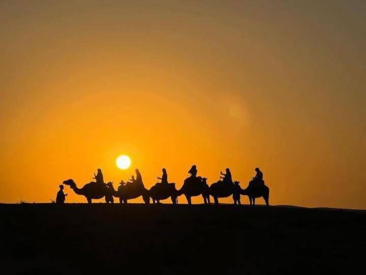 Bivouac Camel Trips 호텔 메르주가 외부 사진